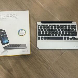 Untested ZAGG Slim Book For iPad Air 2 Bluetooth Tablet Keyboard & Case